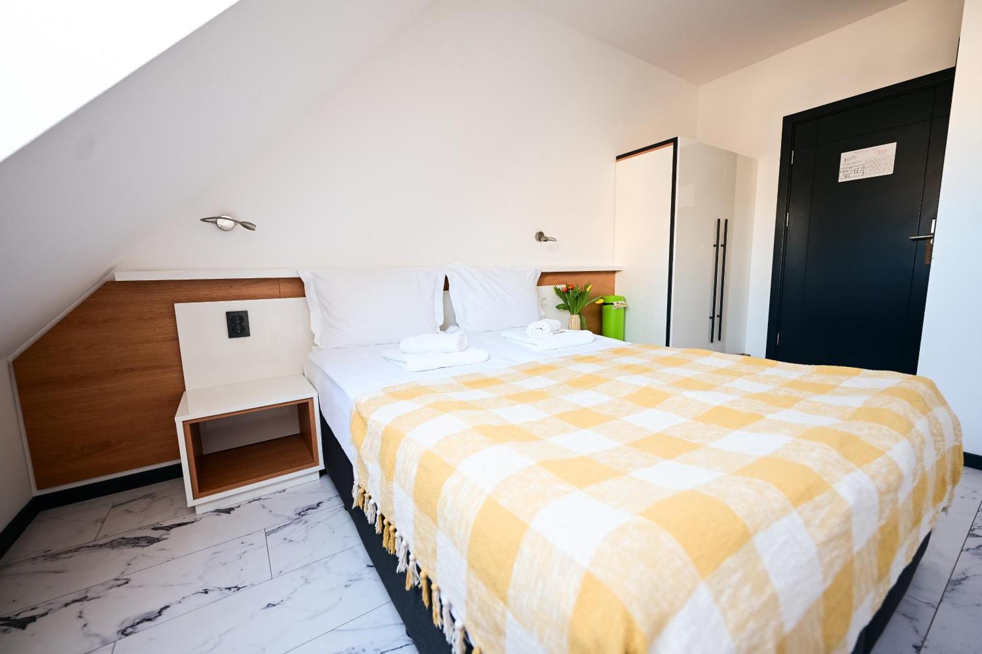Rubo Hotel 苏曼 外观 照片