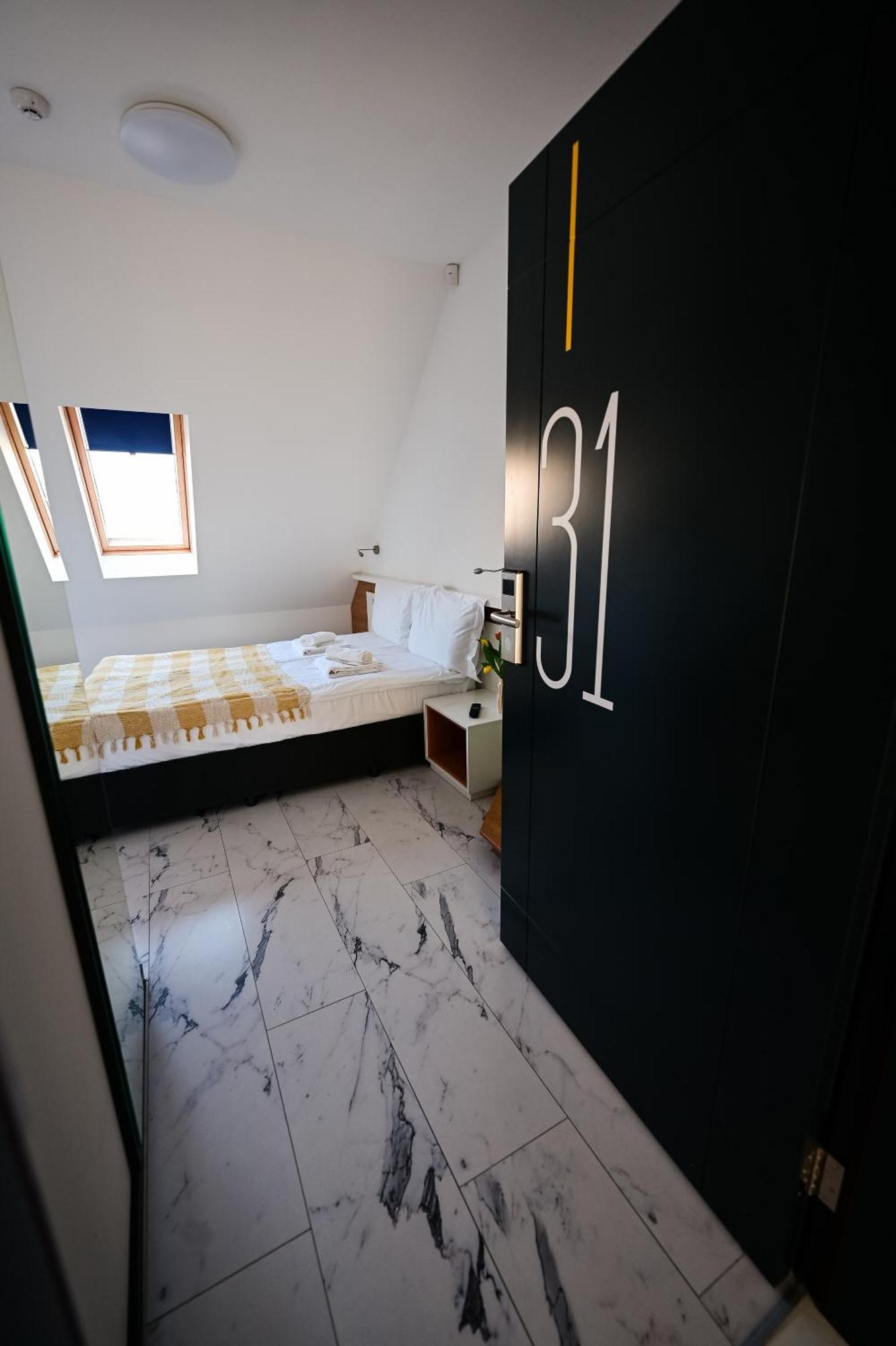 Rubo Hotel 苏曼 外观 照片
